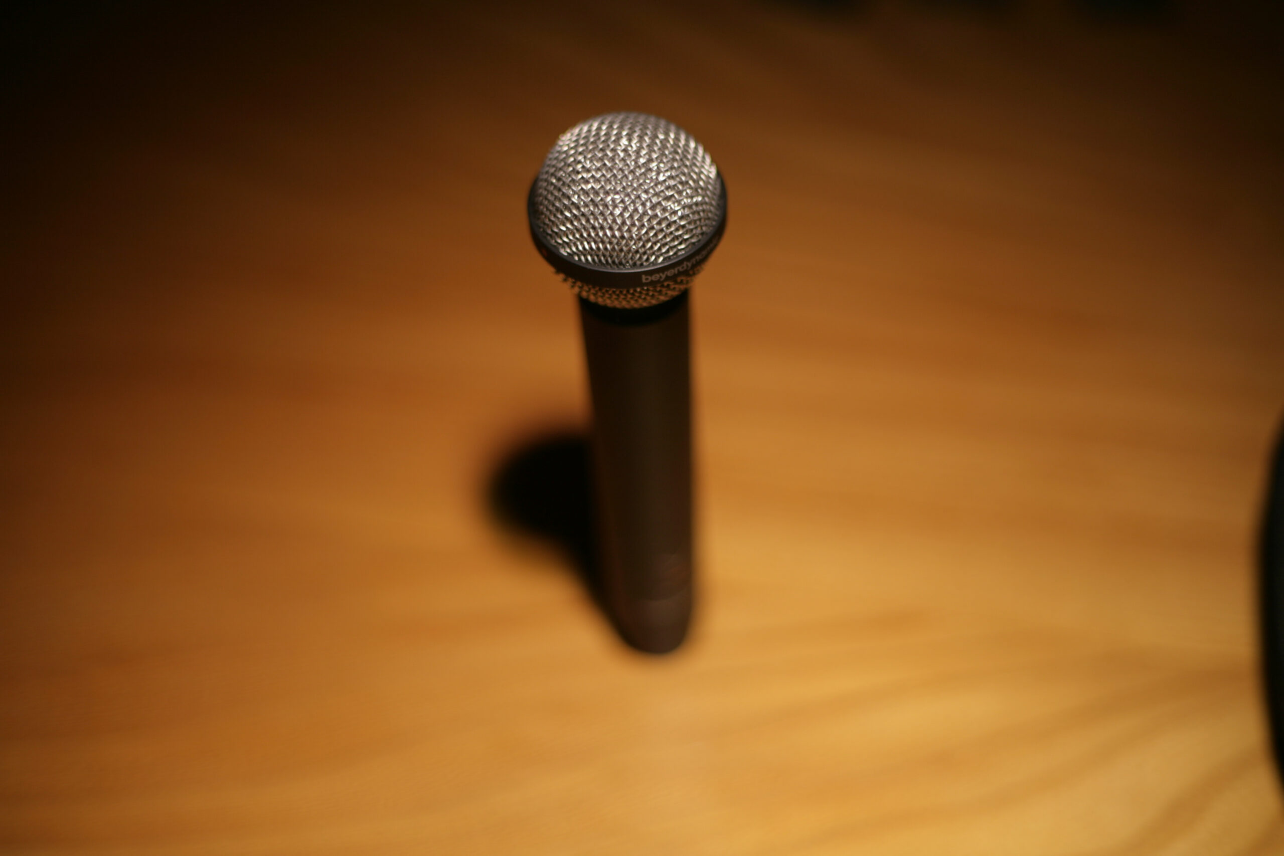 A photo of a microphone.